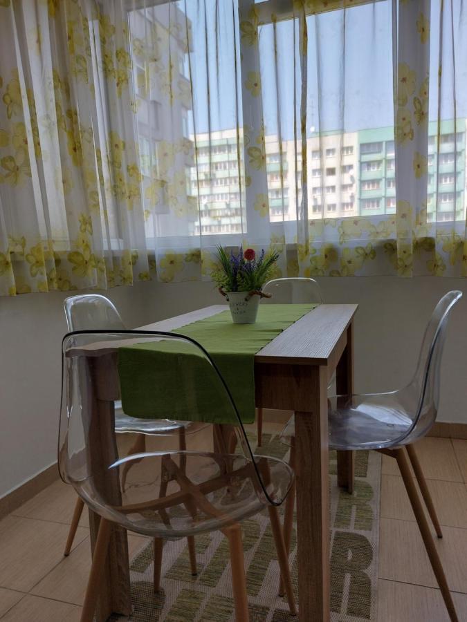 Apartament Central Renovat 3 Camere Bukareszt Zewnętrze zdjęcie